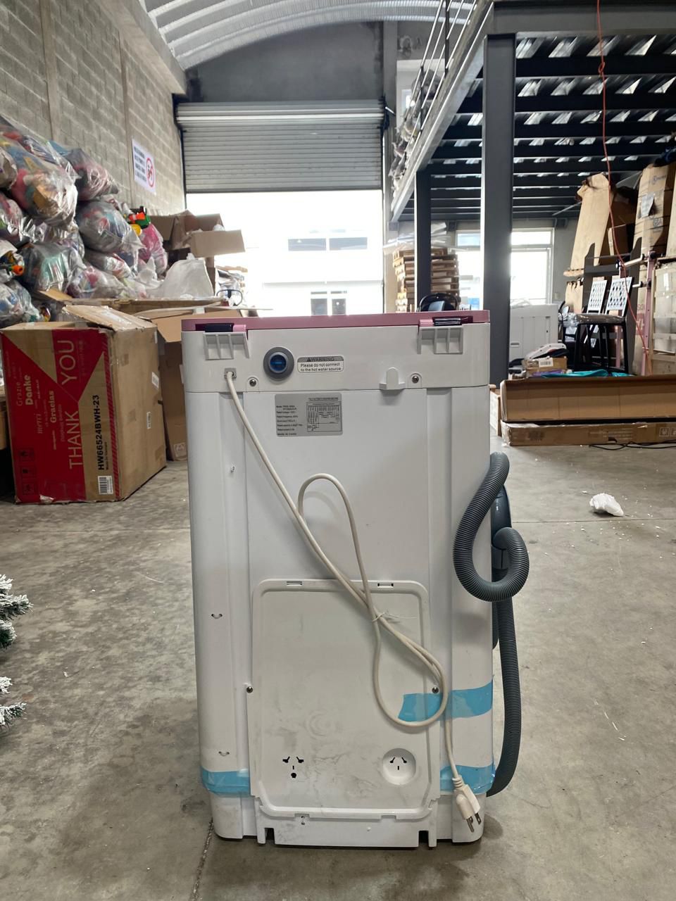 Lavadora Automática de Carga Superior Compacta con Tapa Rosa - Imagen 6